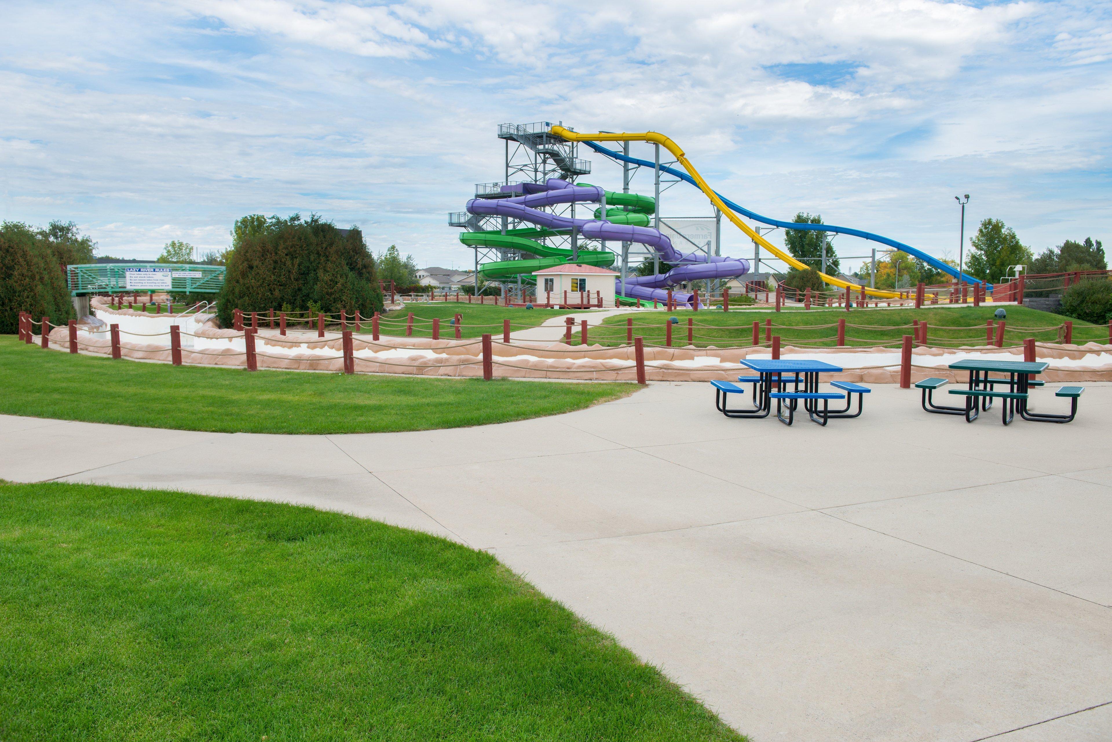 Holiday Inn Express Hotel & Suites Bismarck By Ihg Eksteriør billede