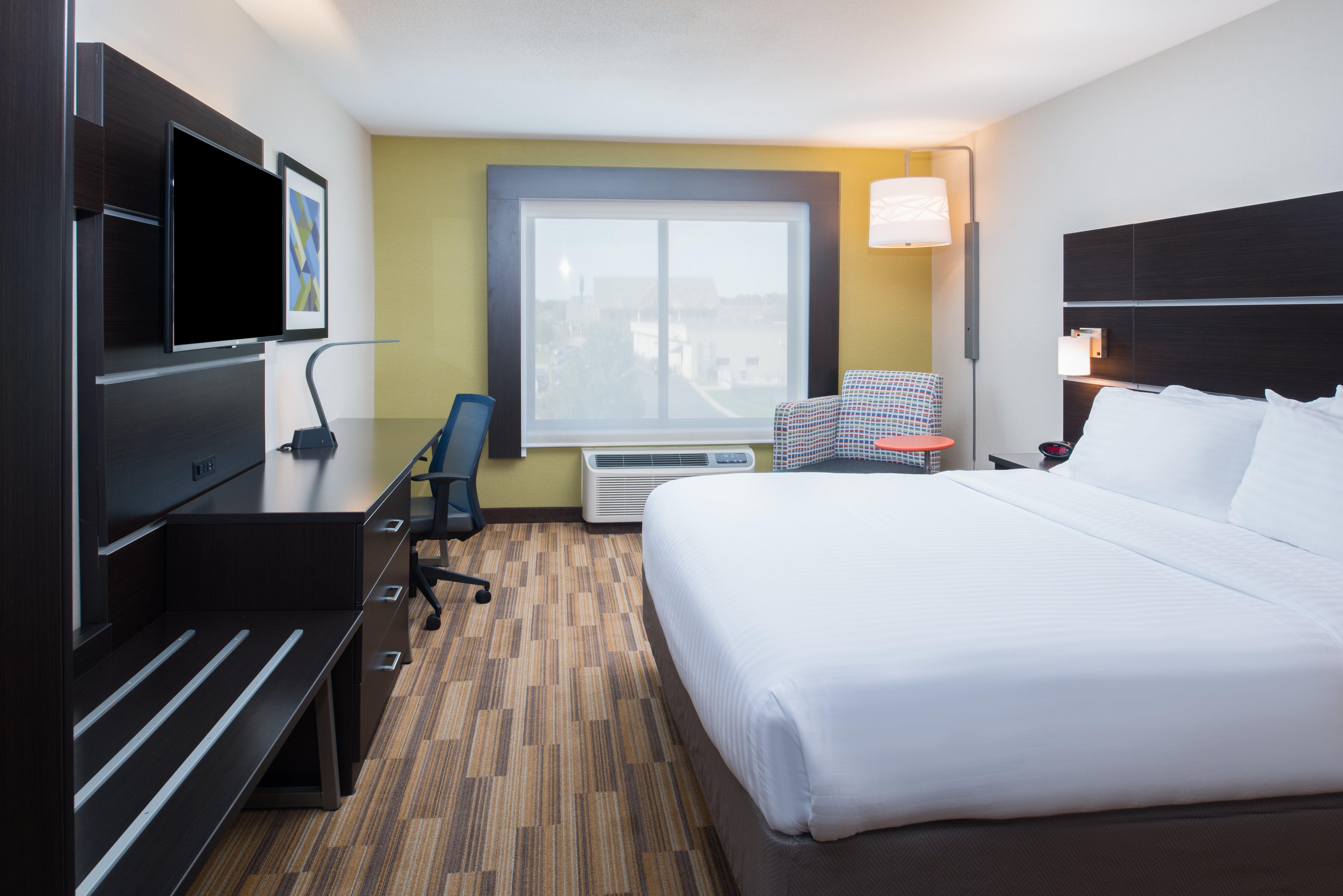 Holiday Inn Express Hotel & Suites Bismarck By Ihg Eksteriør billede
